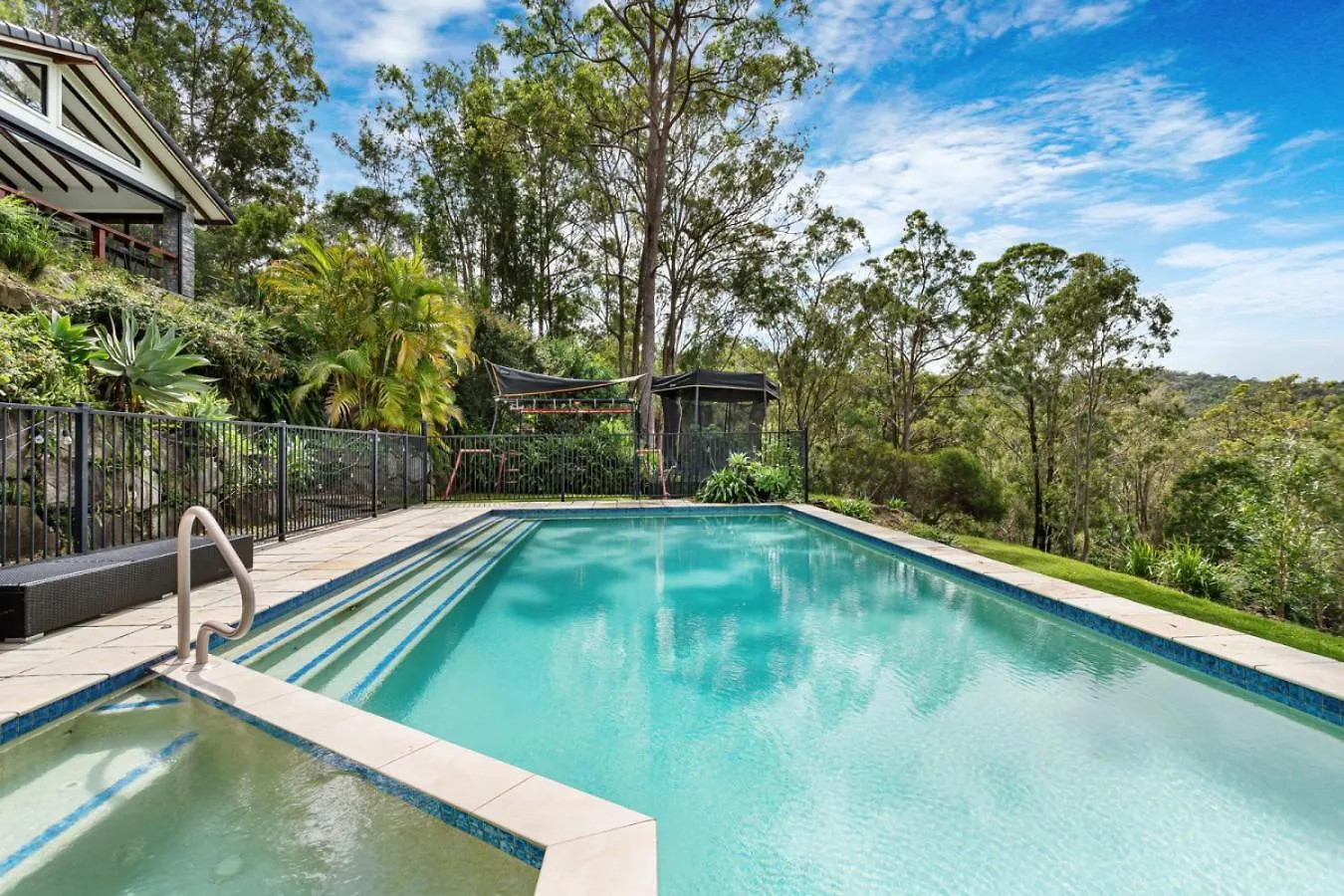 Holiday home The Valley Hideaway Luxury Retreat Tallebudgera