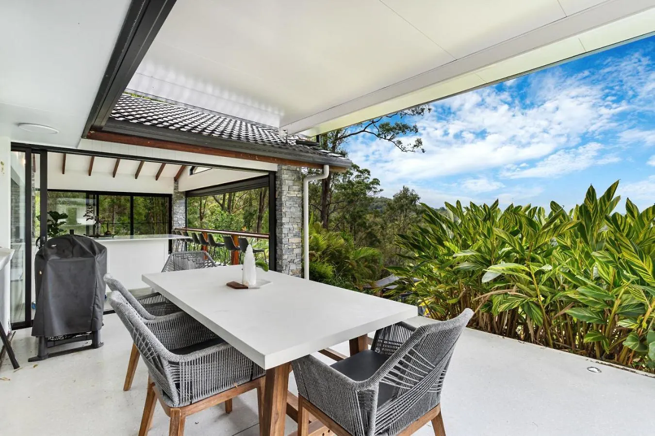 The Valley Hideaway Luxury Retreat Tallebudgera