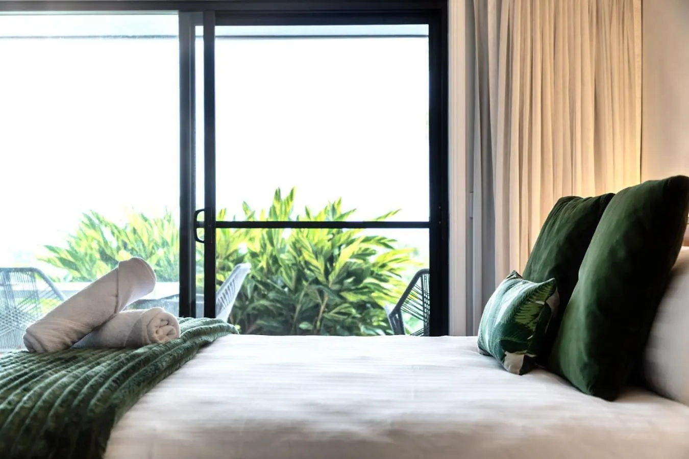 The Valley Hideaway Luxury Retreat Tallebudgera Australia
